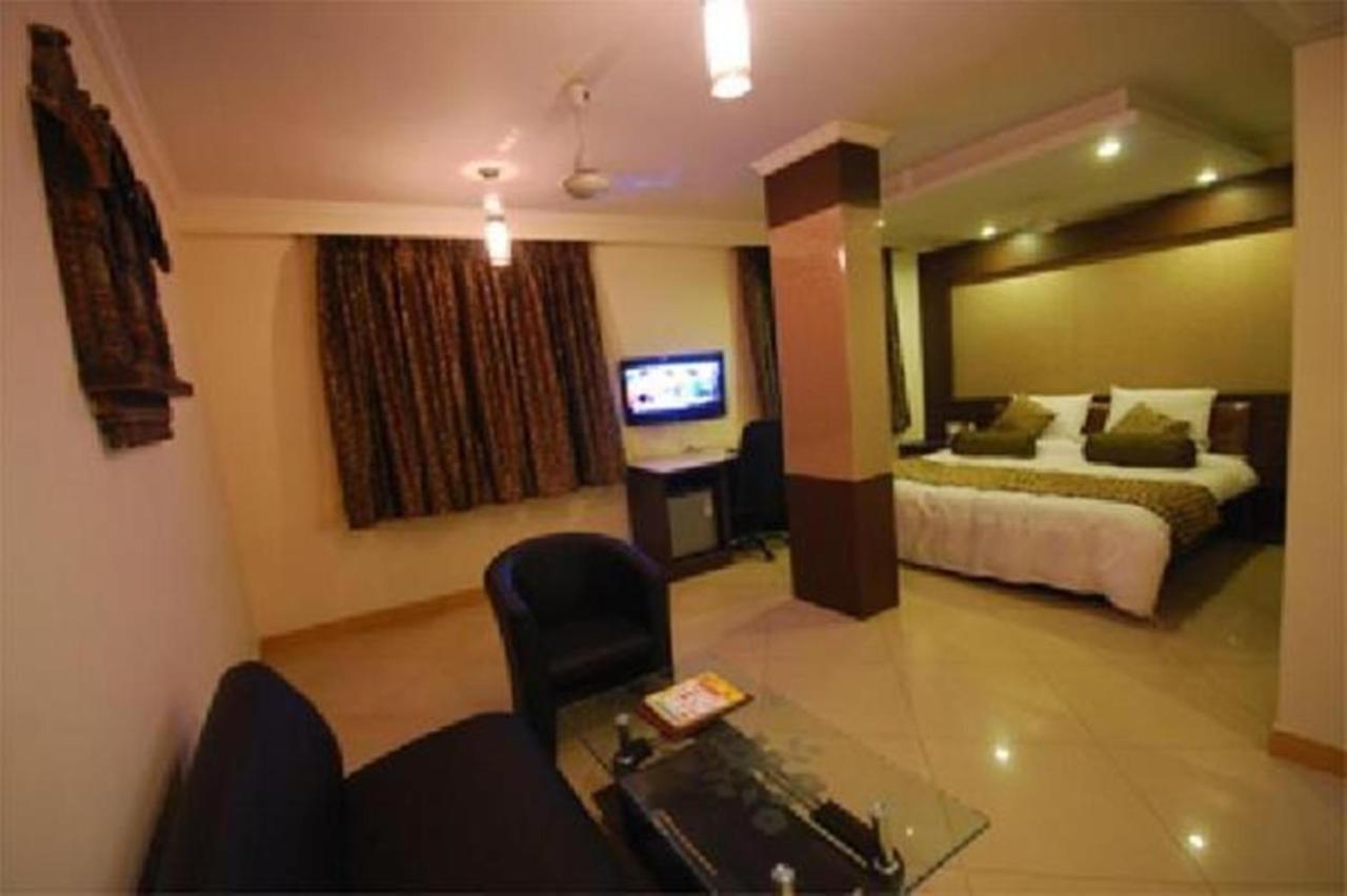 Hotel Suncity International Jodhpur  Exterior photo